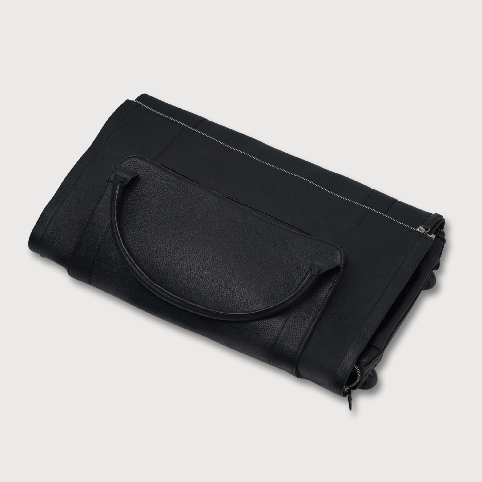 The Nuvanti Garment bag - Carbon