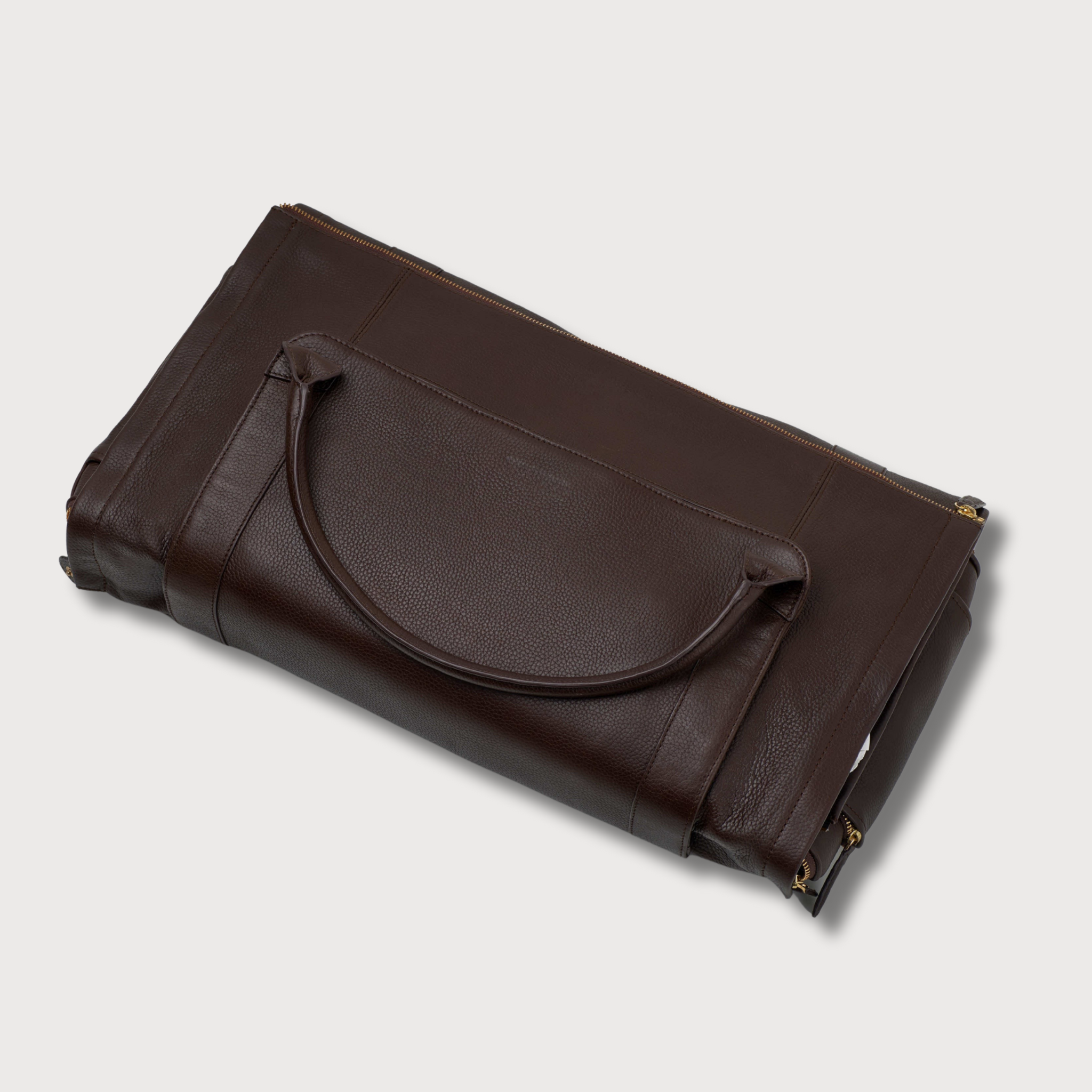 The Nuvanti Garment bag - Cognac